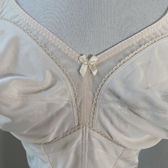 Carnival Creations Camisole Longline Bra Womens 36DD Beige Full Figure Style 720 - Picture 2 of 9